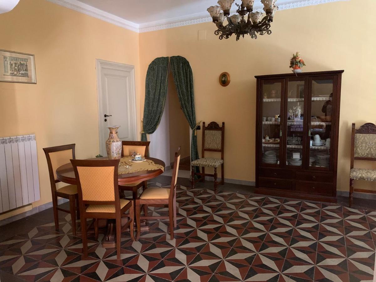 La Ginestra Bed and Breakfast Ferla Esterno foto