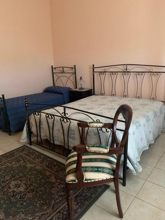 La Ginestra Bed and Breakfast Ferla Esterno foto